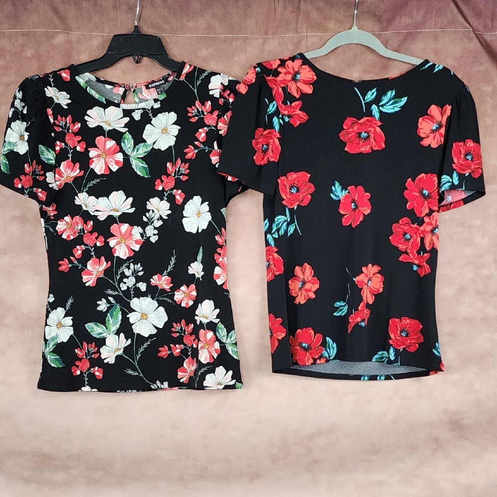 Express Black Floral Short Sleeve Tees Size/ LARGE / Two Shirts Sold Together